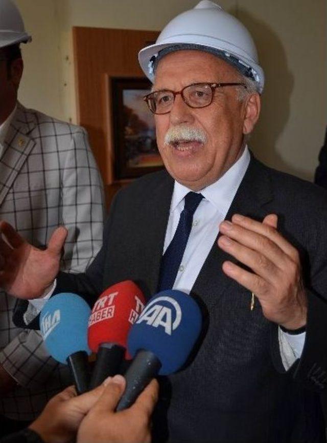 Bakan Avcı Hastane İnşaatını Gezdi 2