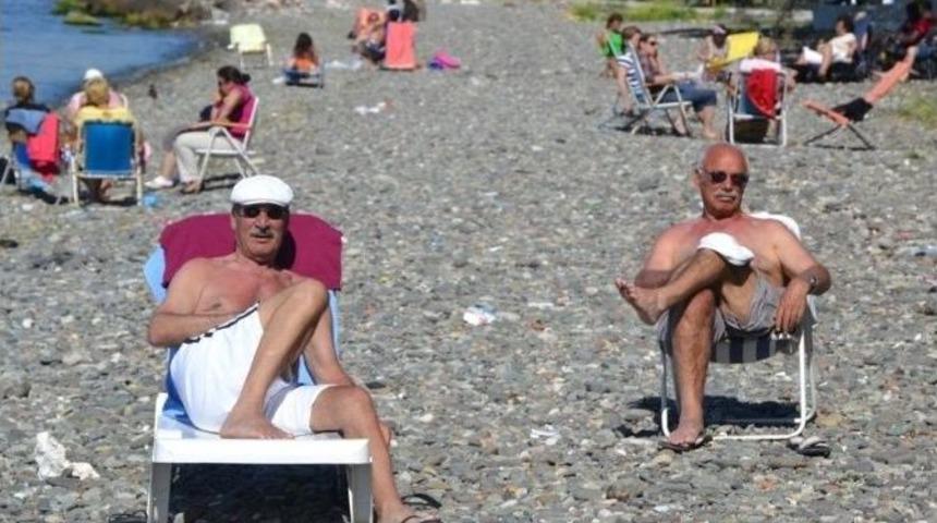 &Ccedil;ınarcık&rsquo;ta Deniz Sezonu A&ccedil;ıldı