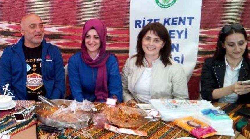 &Ccedil;aykur Rizespor'da Karaman: "kul&uuml;plerde Kadın Kolları Olsun"