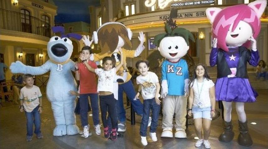 Kidzania&rsquo;da Yaz Okulu A&ccedil;ık Havada