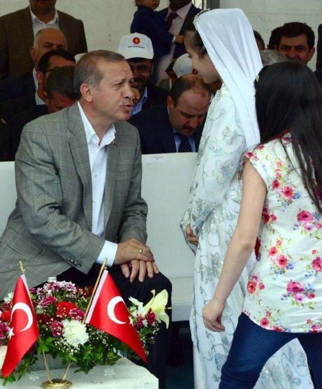 Erdoğan: Siyasi K&uuml;rt&ccedil;&uuml;l&uuml;k Ve T&uuml;rk&ccedil;&uuml;l&uuml;k Yapanlara 7 Haziran da Dersi Verin 2