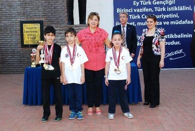 Gaziantep Kolej Vakfı Satrancın Şampiyonlarını &Ouml;d&uuml;llendirdi 2