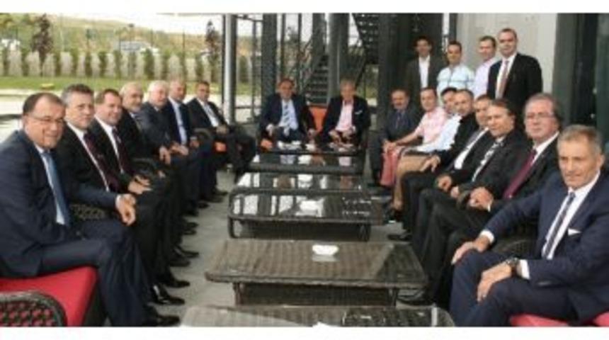 Demir&ouml;ren, &Ccedil;akır Ve Ekibiyle Buluştu