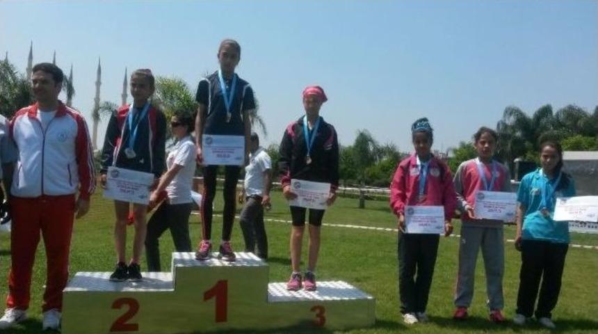 Muradiyeli Atletlerden B&uuml;y&uuml;k Başarı