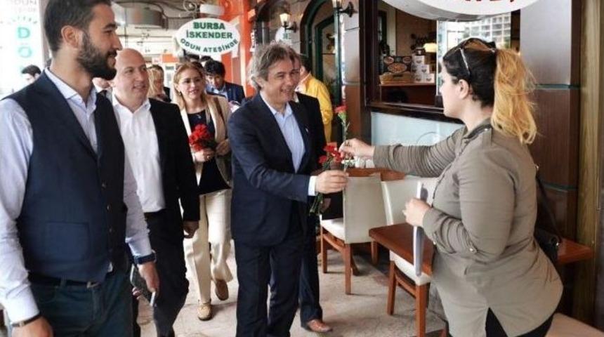 Başkan Demircan, Ataşehir&rsquo;de Esnaf Ziyaretinde