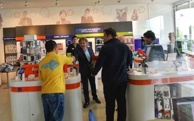 Başkan Demircan, Ataşehir&rsquo;de Esnaf Ziyaretinde 1