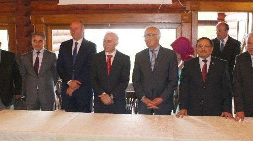 Aş&ccedil;ı Yardımcıları Sertifikalarını Aldı