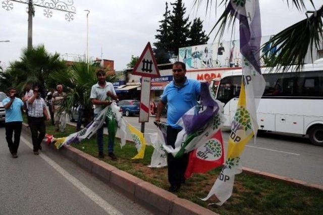 Adana'da Bayrak Gerginliği