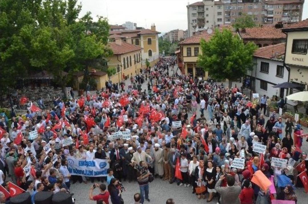 Eskişehir&rsquo;de &ldquo;baş&ouml;rt&uuml;s&uuml;&rdquo; Eylemi