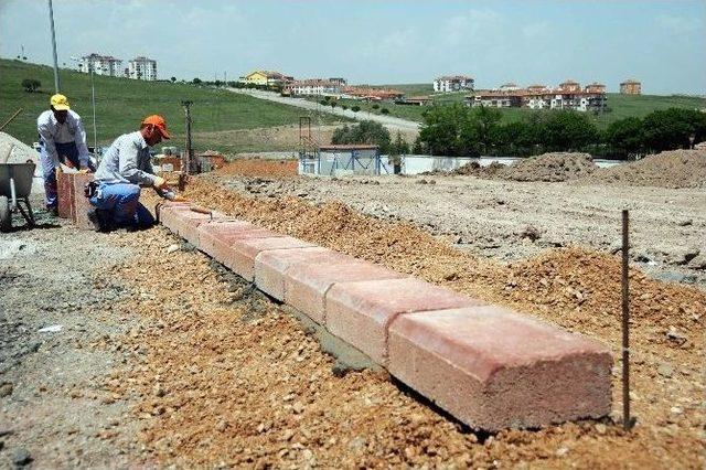 Pursaklar’da Asfalt Ve Yama İşleri Sürüyor