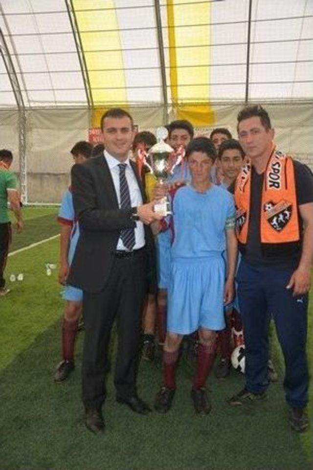 Patnos&rsquo;ta Okullar Arası Futbol Turnuvası 3