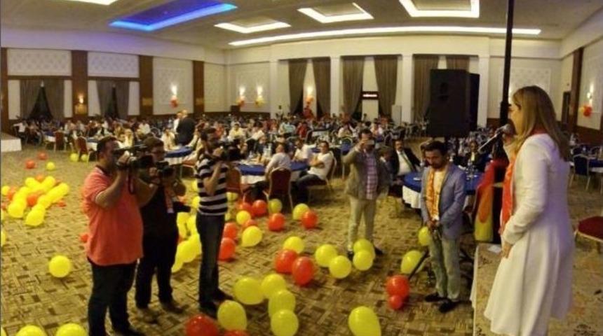 Yeni Malatyasporlu Taraftarlar Şampiyonluğu Kutladı