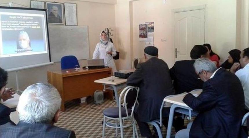 Kulu&rsquo;da Hacı Adaylarına Sağlık Konusunda Seminer
