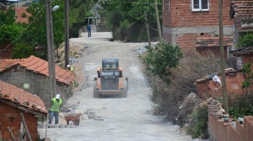 Altıeyl&uuml;l&rsquo;e 500 Bin Metrekare Parke Taşı D&ouml;şeniyor