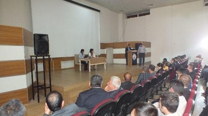 Malazgirt&rsquo;te &lsquo;se&ccedil;im&rsquo; Toplantısı