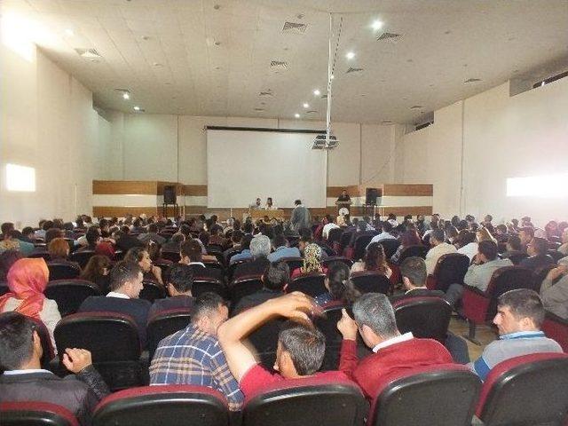 Malazgirt&rsquo;te &lsquo;se&ccedil;im&rsquo; Toplantısı 1