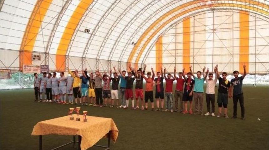 Barış Ve Kardeşlik Futbol Turnuvası Sona Erdi