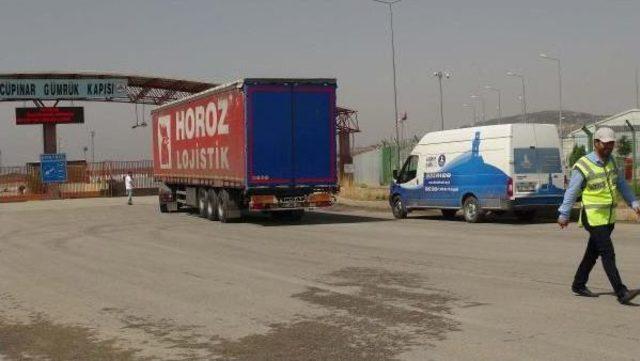 Suriye deki T&uuml;rkmenlere 1800 Koli Yardım G&ouml;nderildi 1