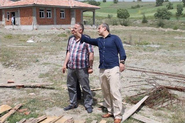 Tosya Kaymakamı Suluca Afet Konutlarında İncelemede Bulundu