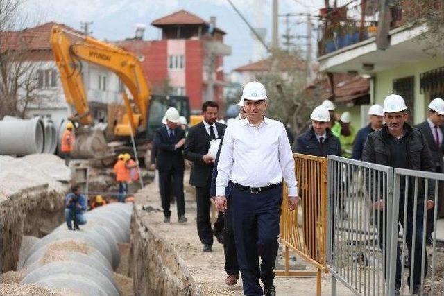 Denizli’de Dört Mahallenin Daha Altyapısı Değişiyor