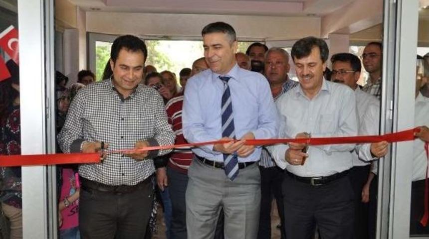 &Ouml;ğretmenden 'ge&ccedil;mişten G&uuml;n&uuml;m&uuml;ze İslahiye' Resim Sergisi