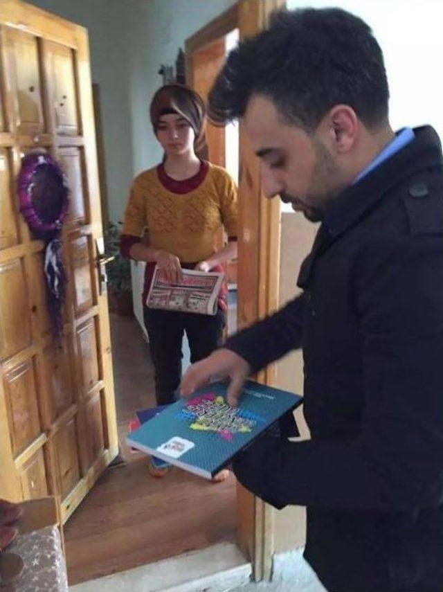 Ak Gen&ccedil;lik 40 Bin Adet Eski T&uuml;rkiye Gazetesini Se&ccedil;menle Buluşturdu 1