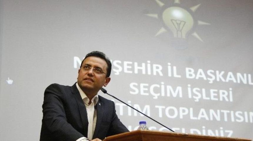 Ak Parti&rsquo;de Sandık G&ouml;revlileri Eğitildi