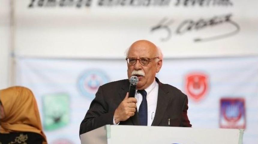 Bakan Avcı İmam Hatip Okulları &Ouml;ğrencilerinin Şenliğine Katıldı