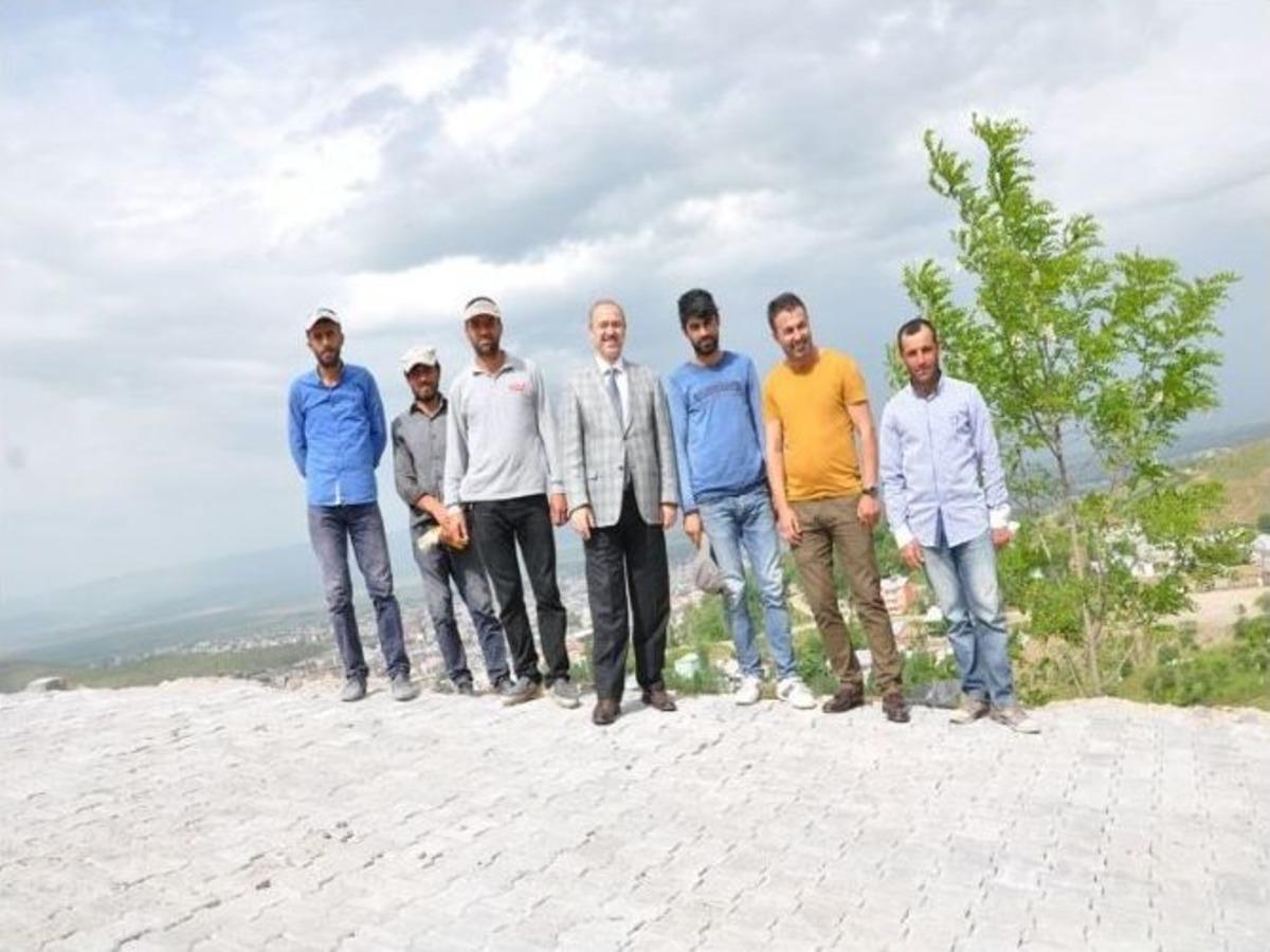 Vali B&uuml;y&uuml;kersoy K&ouml;y Yolarını İnceledi