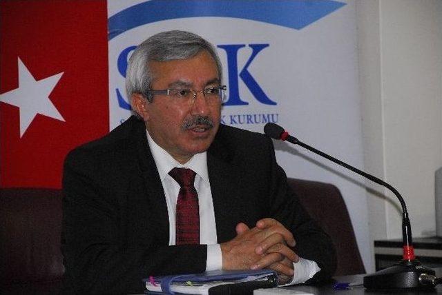 Sağlık &Ccedil;alışanlarına E-&ouml;denek Ve İstirahat Raporları Eğitimi Verildi 2