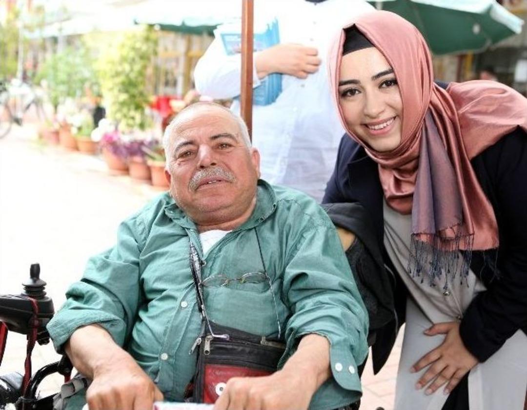 Sena Nur &Ccedil;elik: "t&uuml;m Kadınların Onuru Ve &Ouml;zg&uuml;rl&uuml;ğ&uuml; Bizim Onur Ve &Ouml;zg&uuml;rl&uuml;ğ&uuml;m&uuml;zd&uuml;r"