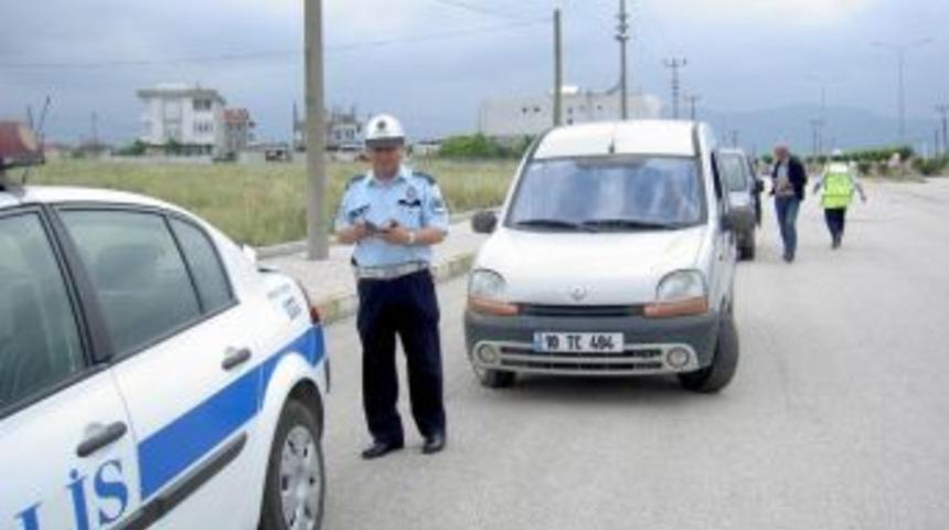 G&ouml;nen&rsquo;de Trafik Denetimleri Arttı