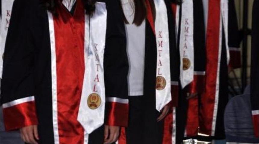 Kapuz Mesleki Ve Teknik Anadolu Lisesi Ilk Mezunlarını Verdi