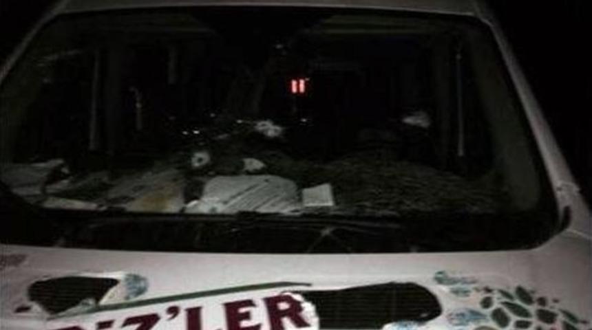 Hdp Se&ccedil;im Aracına Silahlı Saldırı: 1 &Ouml;l&uuml;