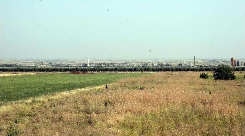 Işid&rsquo;le Muhalifler Arasında &Ccedil;atışmalar S&uuml;r&uuml;yor