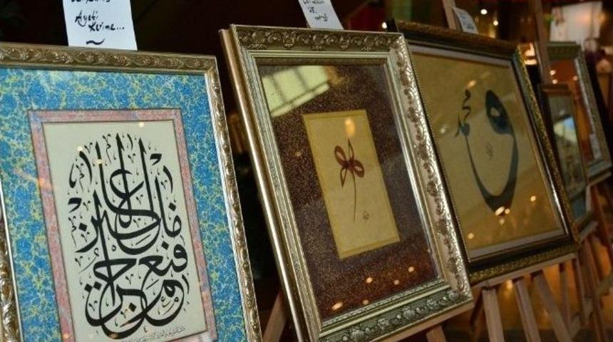 Piazza&rsquo;da &ldquo;hat Sanatı&rdquo; Sergisi