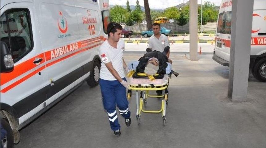 Aydın&rsquo;da Trafik Kazası: 3 Yaralı