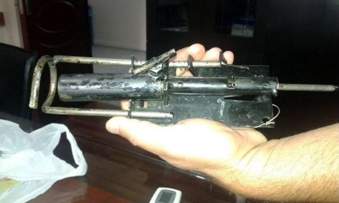 K&ouml;stebeği &Ouml;ld&uuml;rmek İsterken Kendini Vurdu