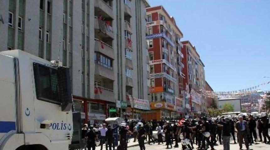 Erzurum&rsquo;da Demirtaş&rsquo;ın Mitingi &Ouml;ncesi Olaylar &Ccedil;ıktı