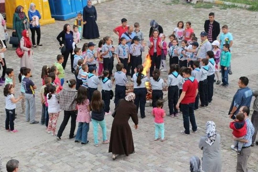 İzcilerin Veda Gecesi