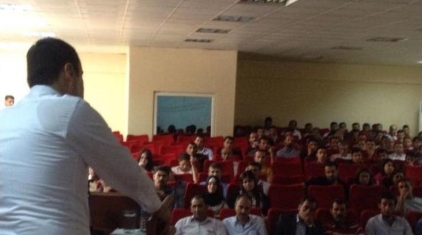 Kulp&rsquo;ta Sandık Başkanları Eğitimden Ge&ccedil;irildi