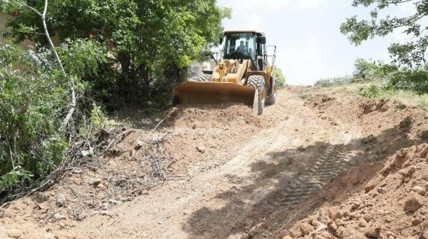 30 Yıllık Yol Sorunu &Ccedil;&ouml;z&uuml;ld&uuml;