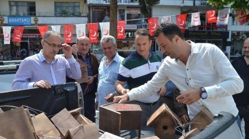 Ormancılardan Vatandaşa 100 Kuş Yuvası