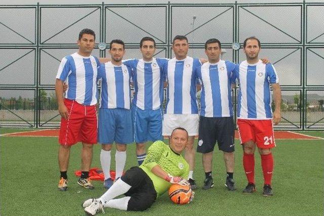 Kurumlar Arası Futbol Turnuvası Şampiyonu Çelikspor Oldu