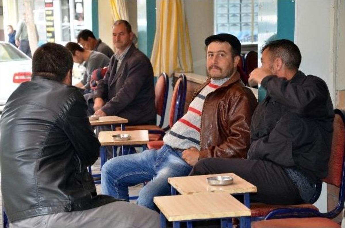 Somalı İş&ccedil;ilerin Kıdem Tazminatı Sevinci