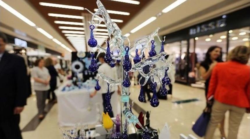 Yenimek El Emeklerini Sergiledi