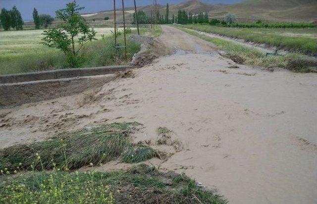 Aksaray Topakkaya’da Afet Kurtarma Çalışması