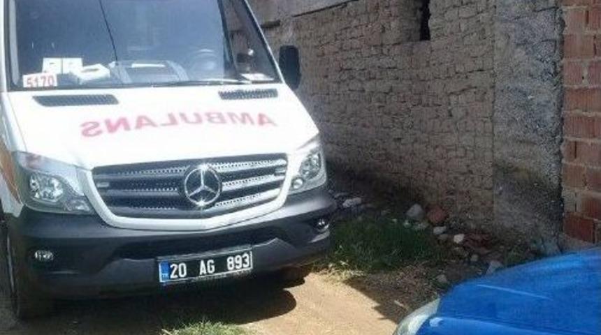 Denizli&rsquo;de Bir Kişi Ağa&ccedil;ta Asılı Bulundu