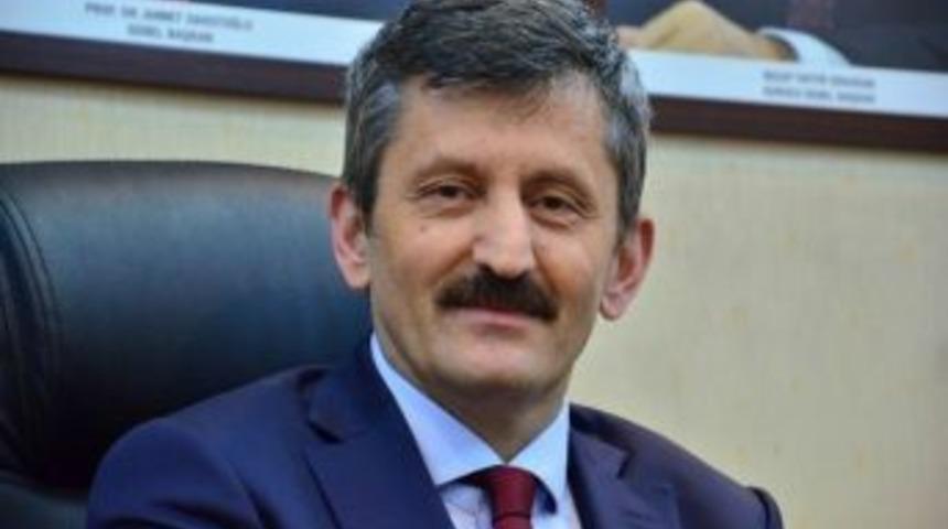 H&uuml;kumeti Eleştirip, H&uuml;kumetin Projelerini Yapan Vekil Adayına Tepki