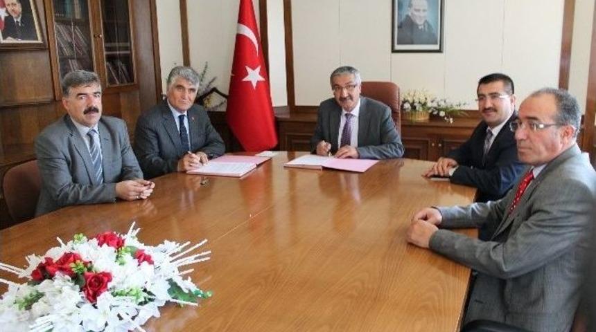 T&uuml;rkiye&rsquo;de İlk Olan Dağcılık Okulu Niğde&rsquo;de A&ccedil;ılıyor